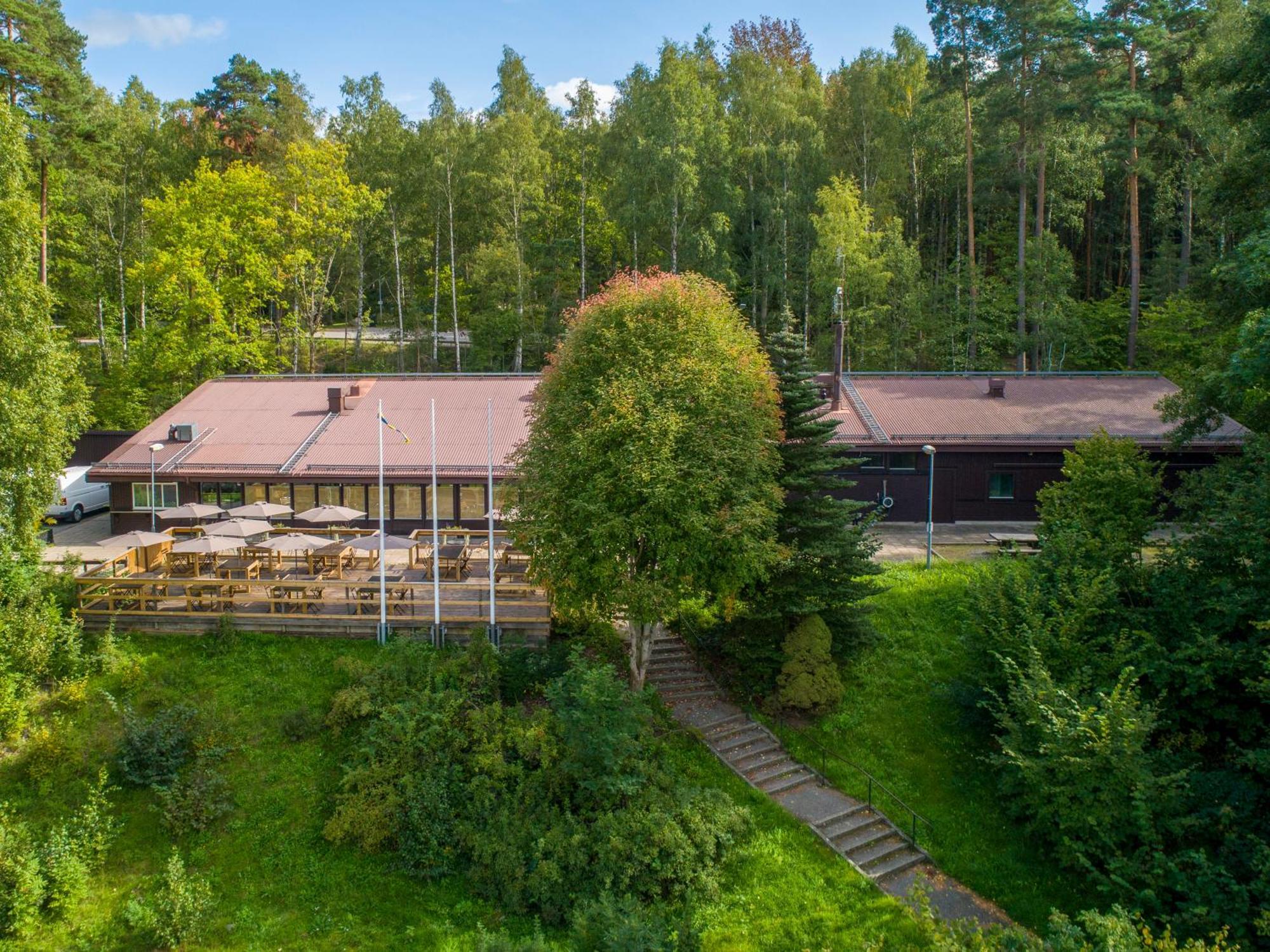 Kallhaellsbaden Strandhotell Ерфелла Экстерьер фото